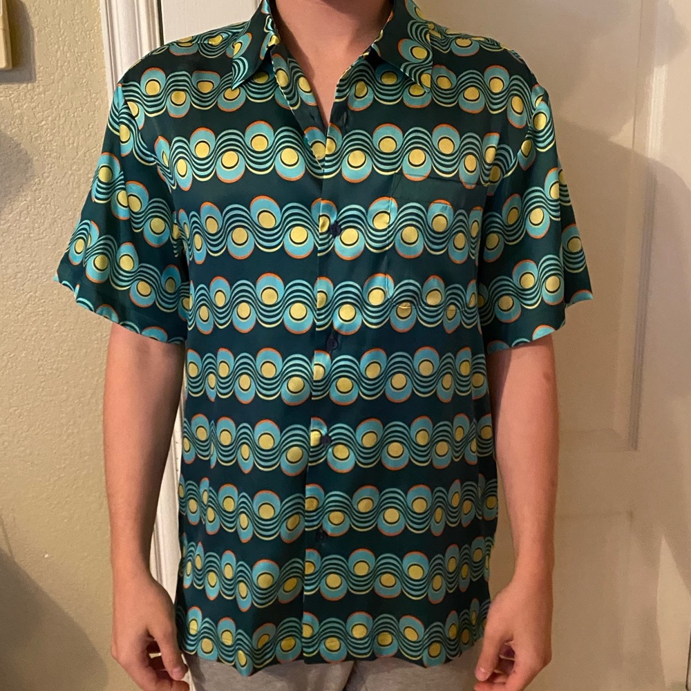 Tucker Silk Men’s Short Sleeve Button Down